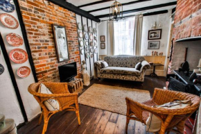 The Captains Cottage (Old Town)